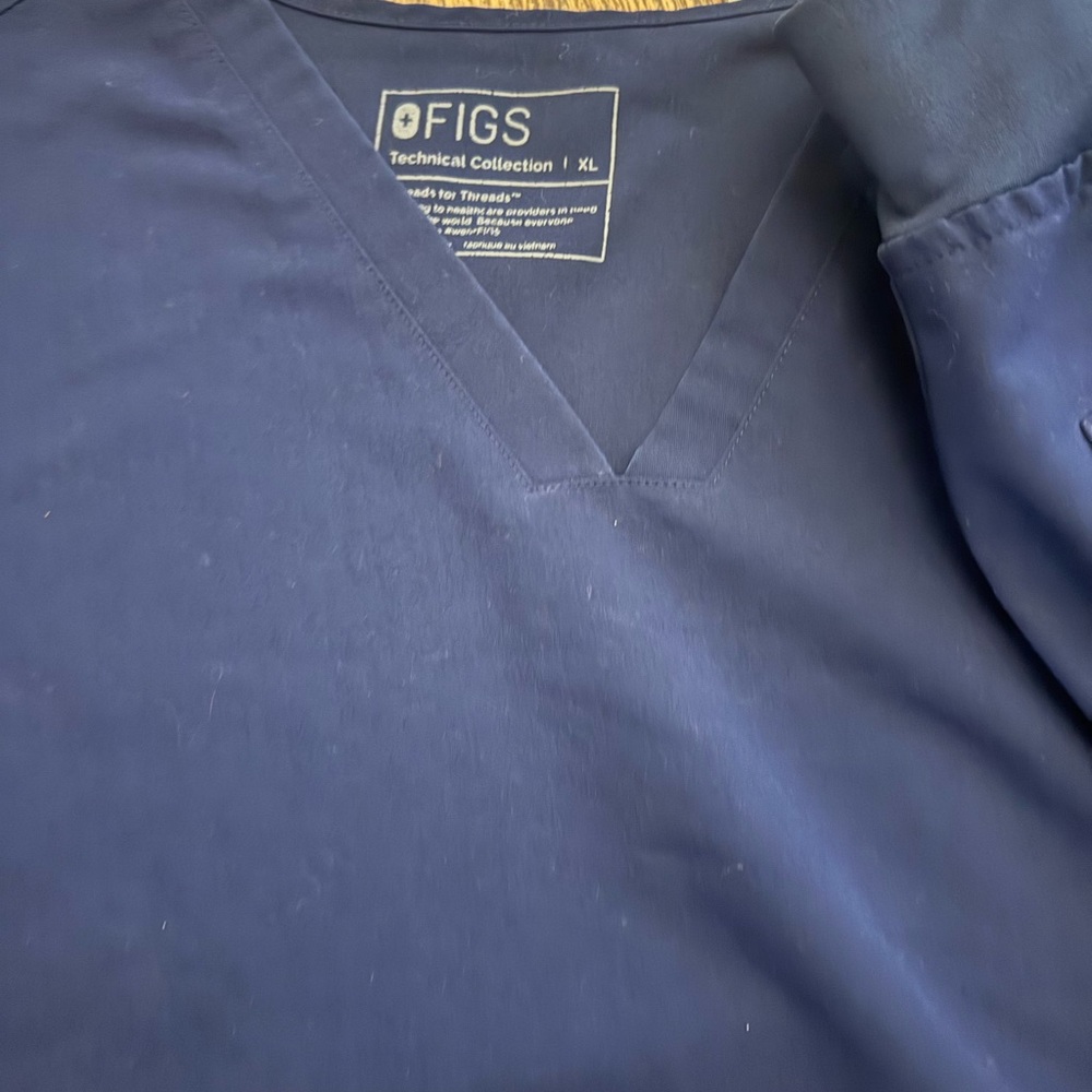 Figs Deep Blue V-Neck Scrub Top and bottoms